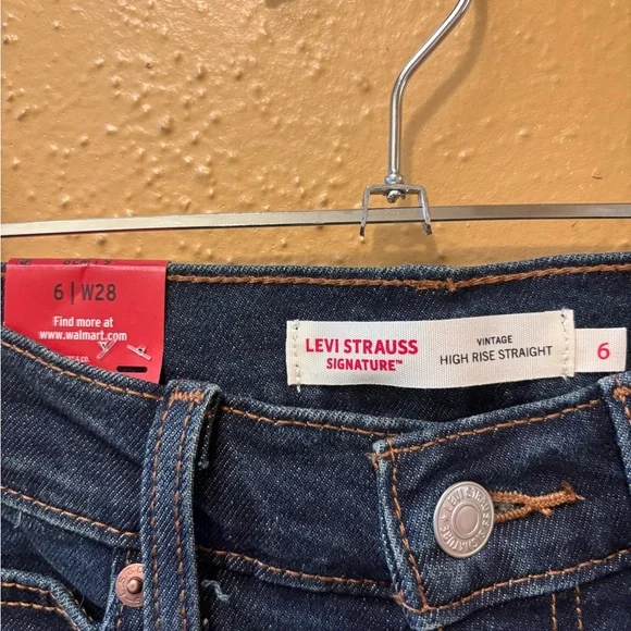 Levi Strauss Signature Vintage High Rise Straight Jeans Dark Wash 6 W28 NEW - Picture 2 of 7
